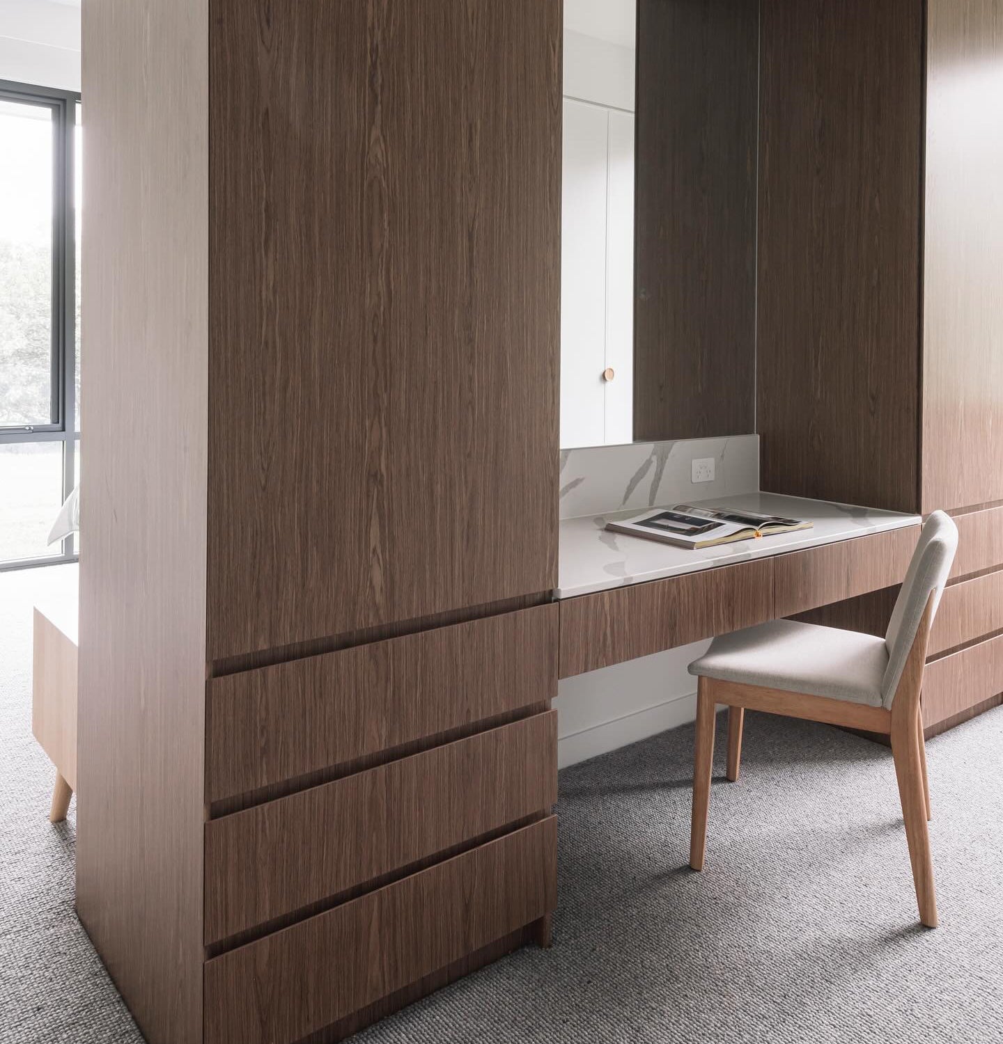 Arezzo Chestnut Reconstituted Veneer on Plywood