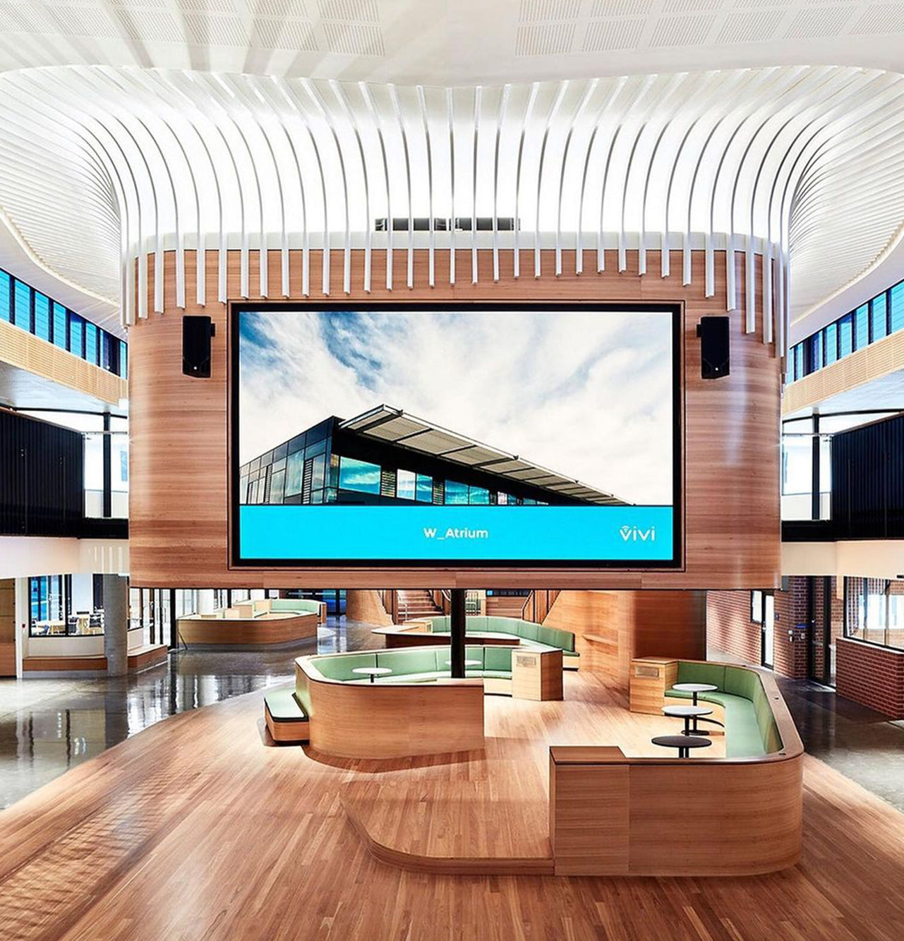 Blackbutt Veneer Quarter Cut on HMR Moisture Resistant Particleboard